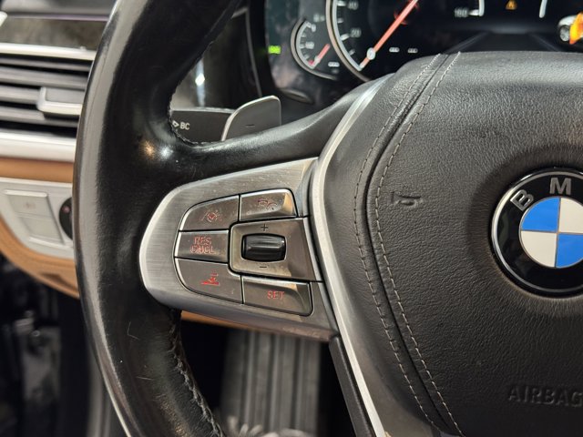 Vehicle image 26 of 39