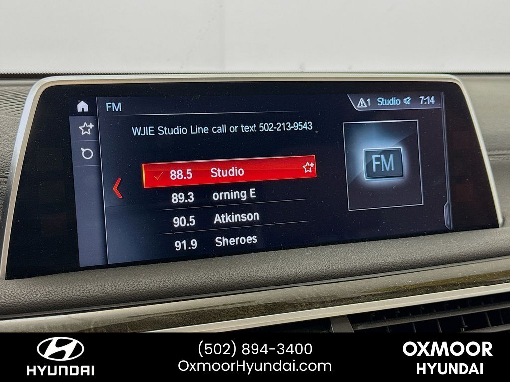 Vehicle image 14 of 33