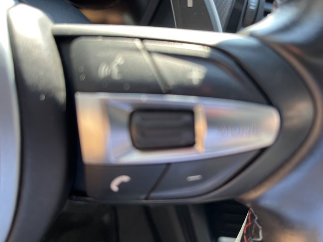 Vehicle image 34 of 37