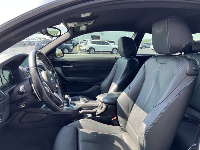 Vehicle image 14 of 37