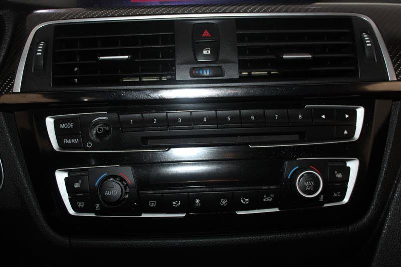 Vehicle image 43 of 44