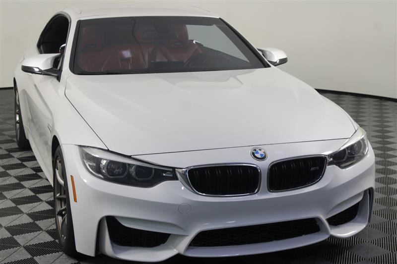 Vehicle image 4 of 44