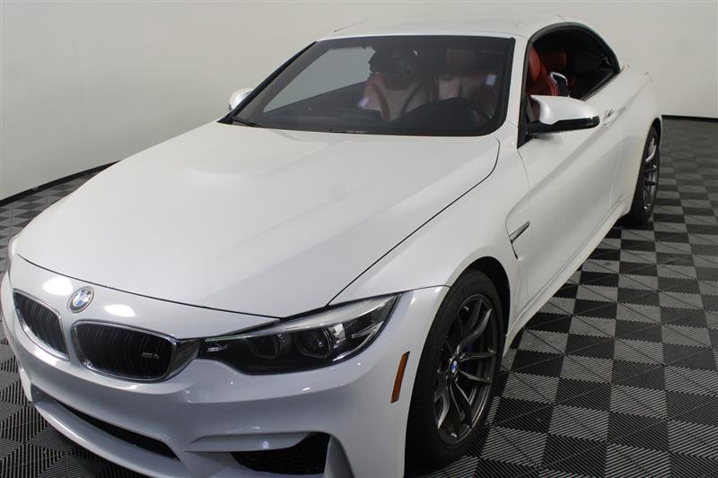 Vehicle image 2 of 44