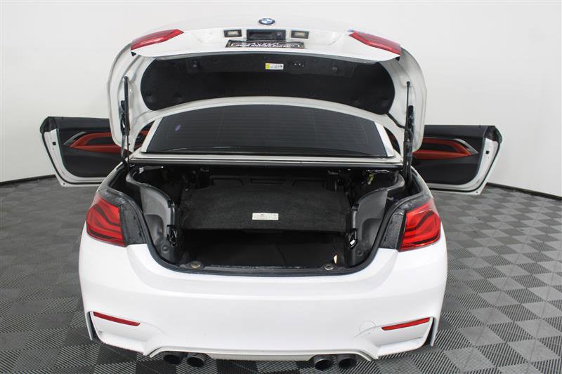 Vehicle image 12 of 44