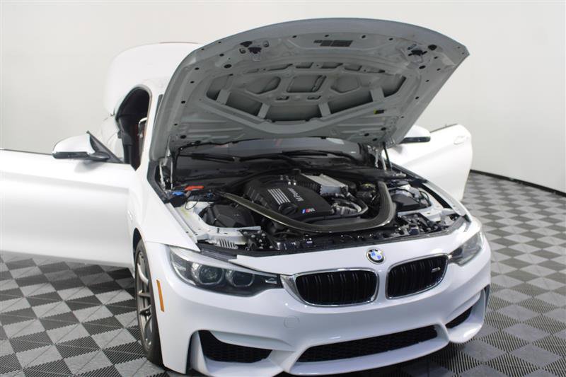 Vehicle image 9 of 44