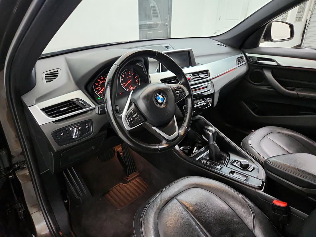 Vehicle image 27 of 39