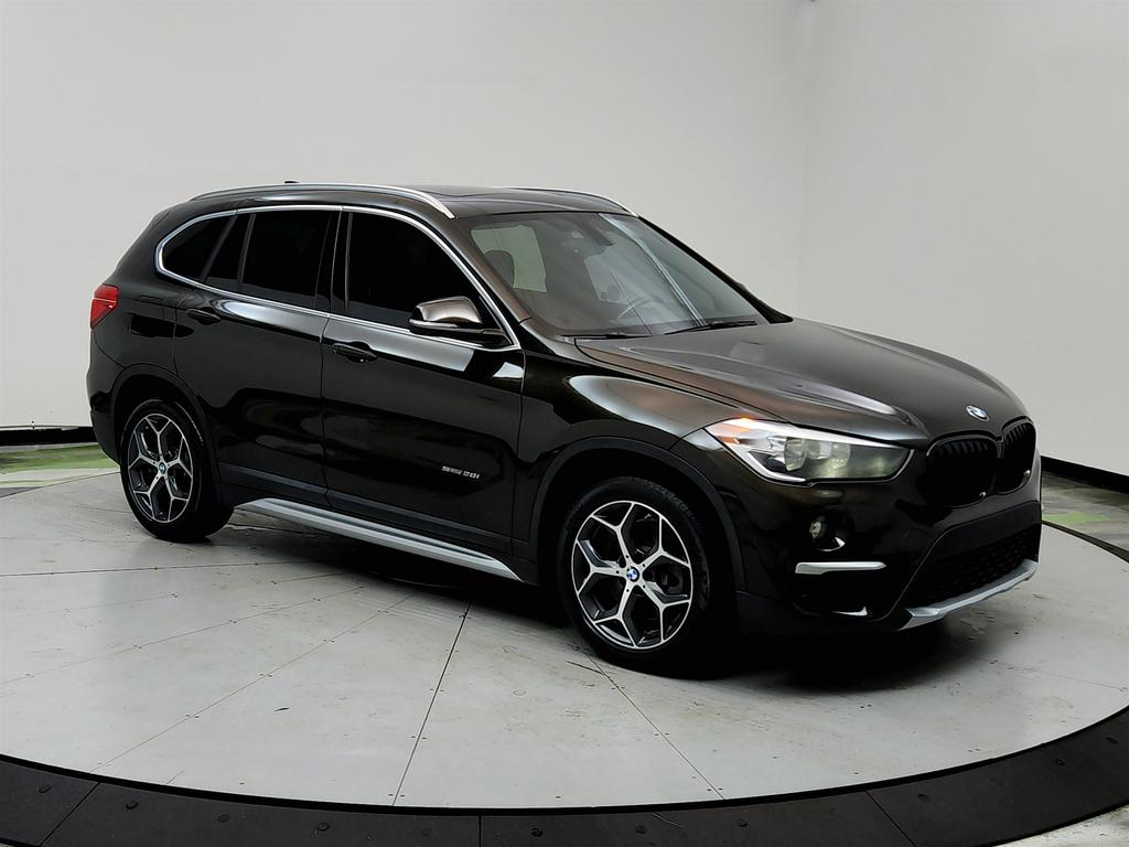 Vehicle image 6 of 39