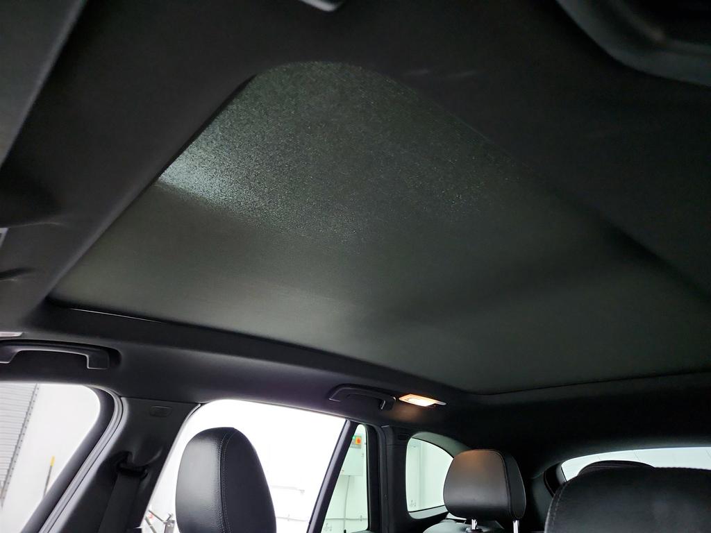 Vehicle image 34 of 39