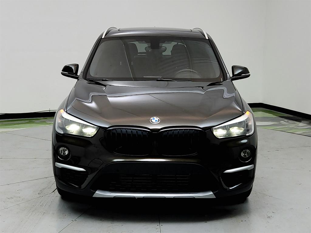 Vehicle image 5 of 39