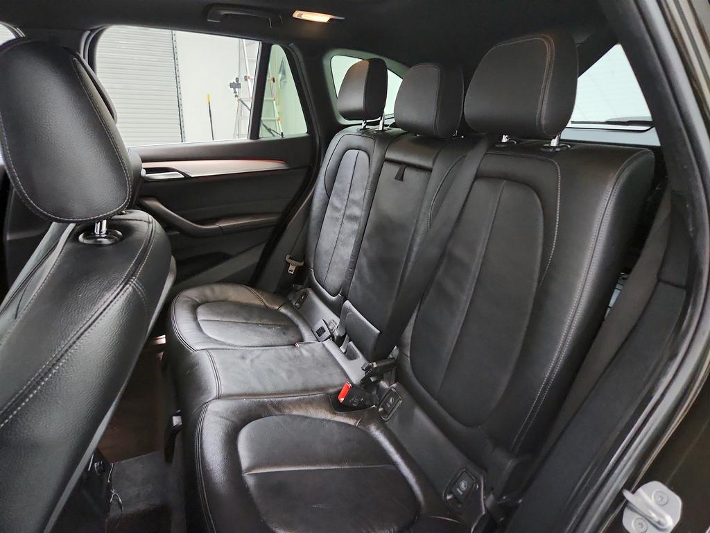 Vehicle image 24 of 39