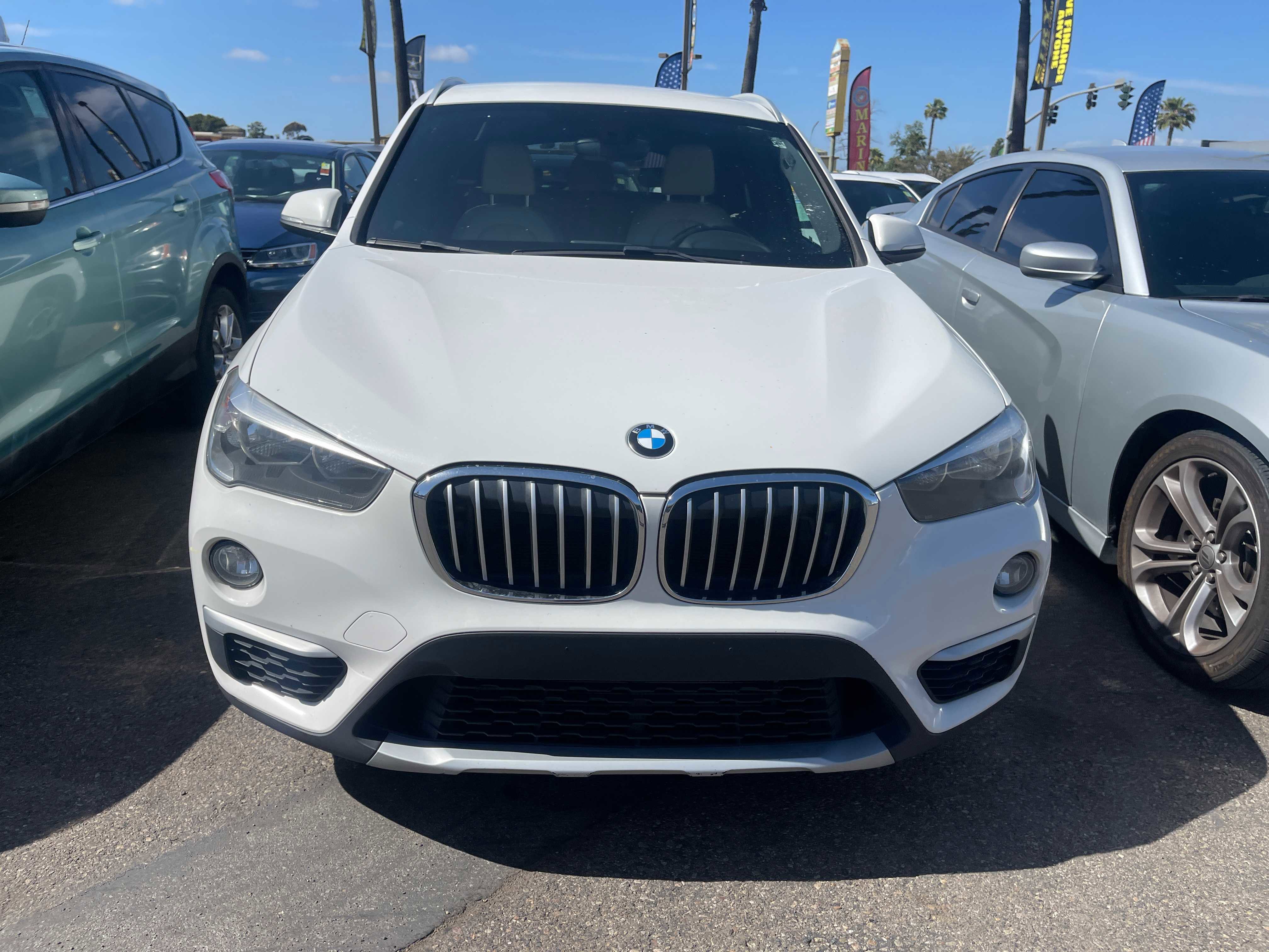 Vehicle image 2 of 4