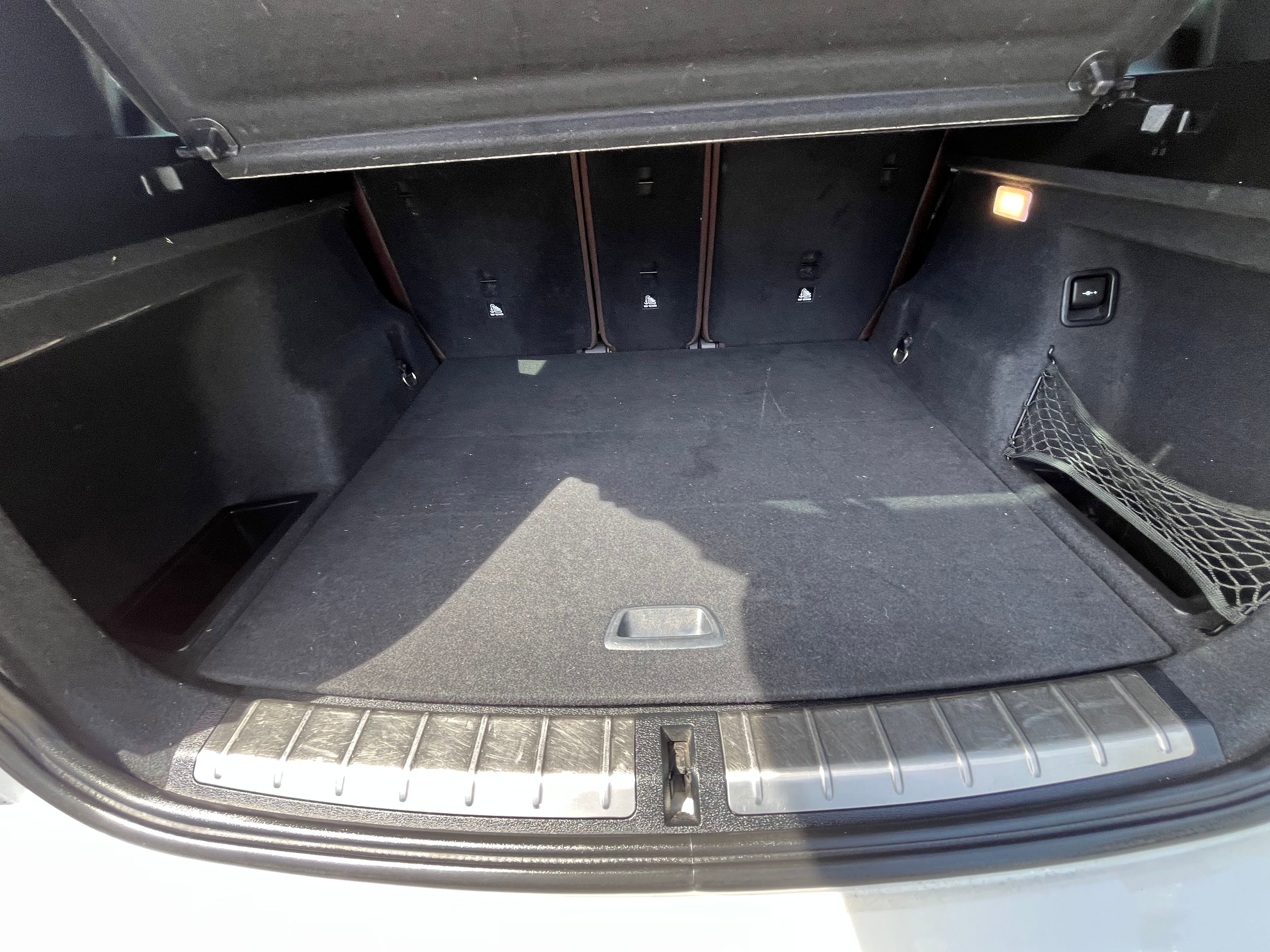 Vehicle image 26 of 74