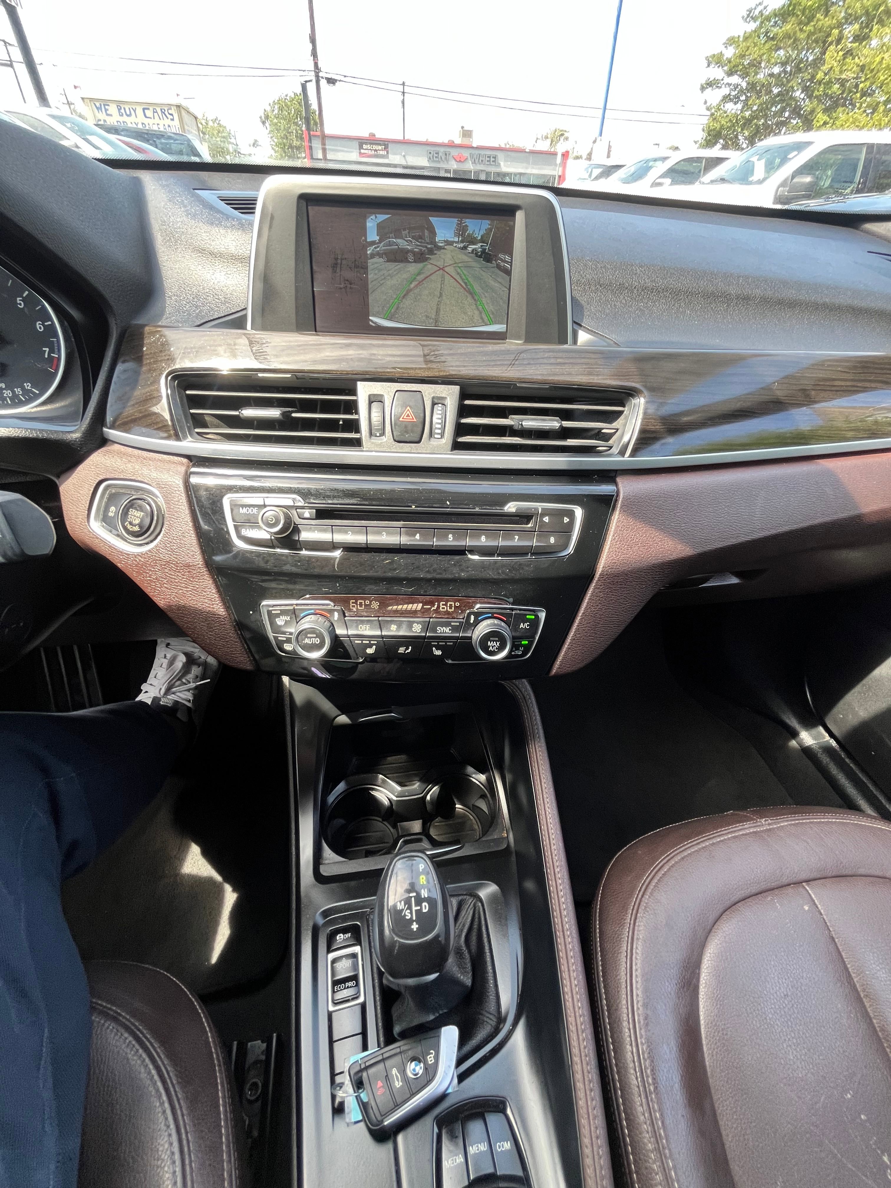 Vehicle image 53 of 74