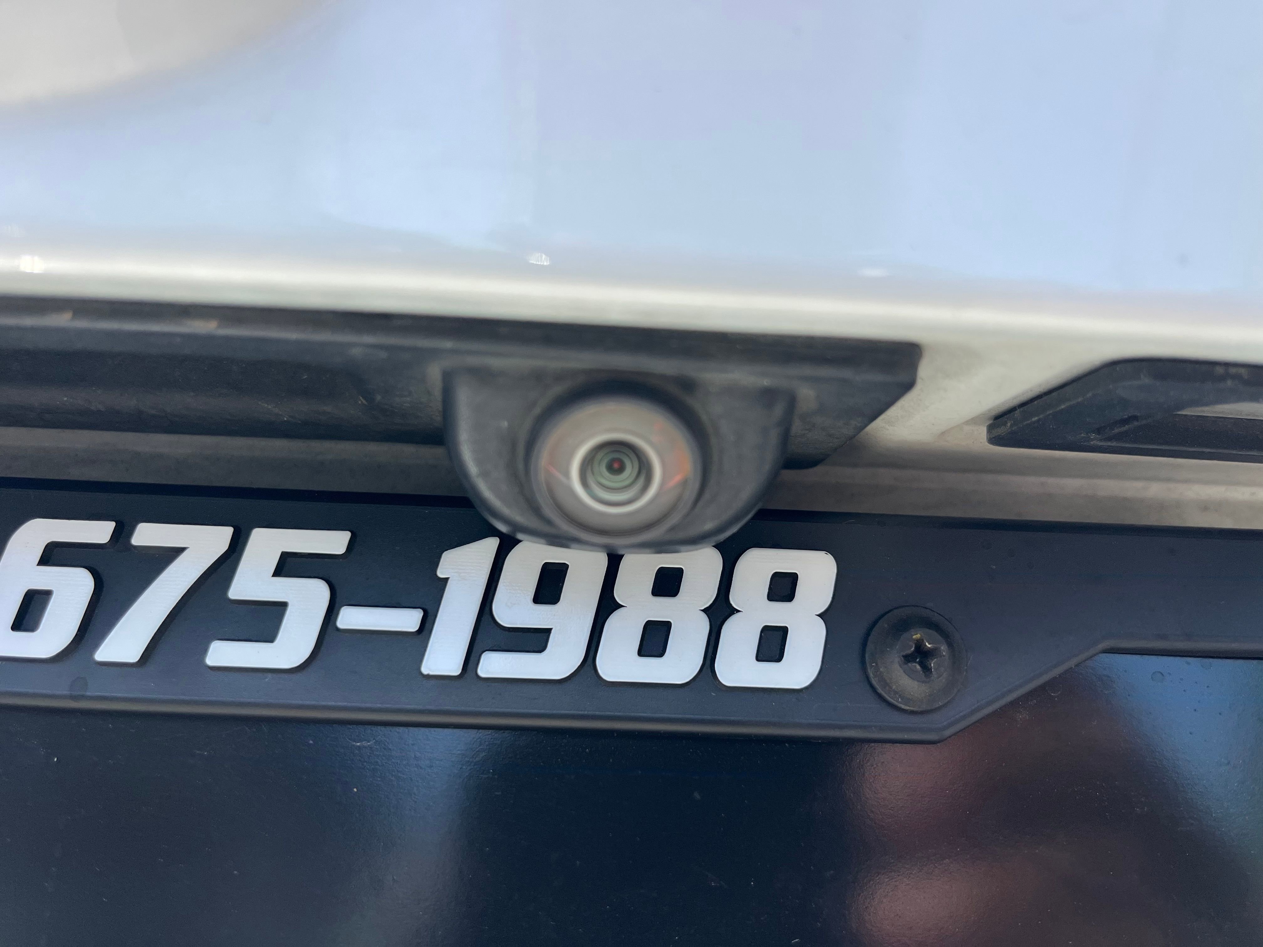 Vehicle image 23 of 74