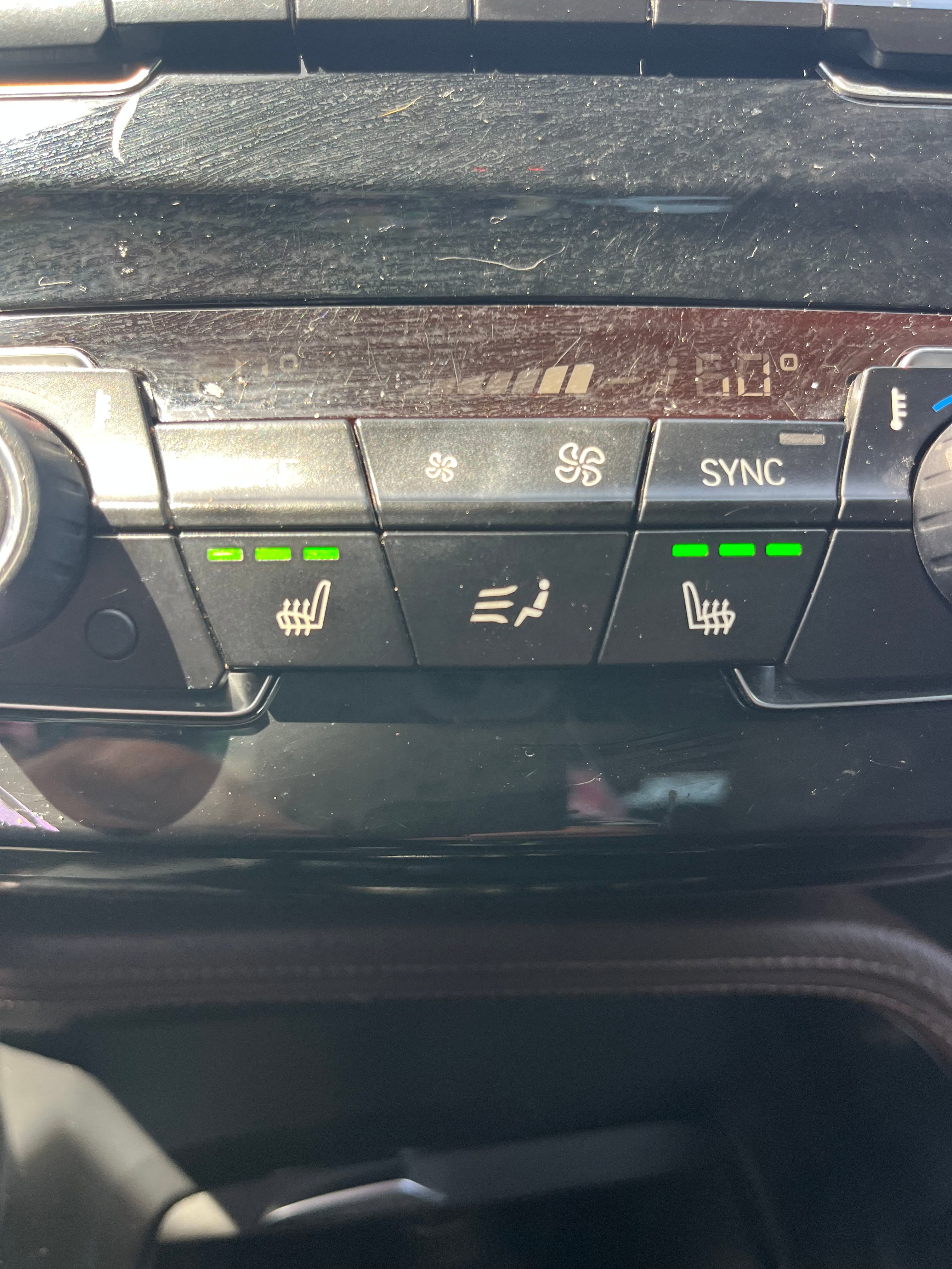 Vehicle image 50 of 74