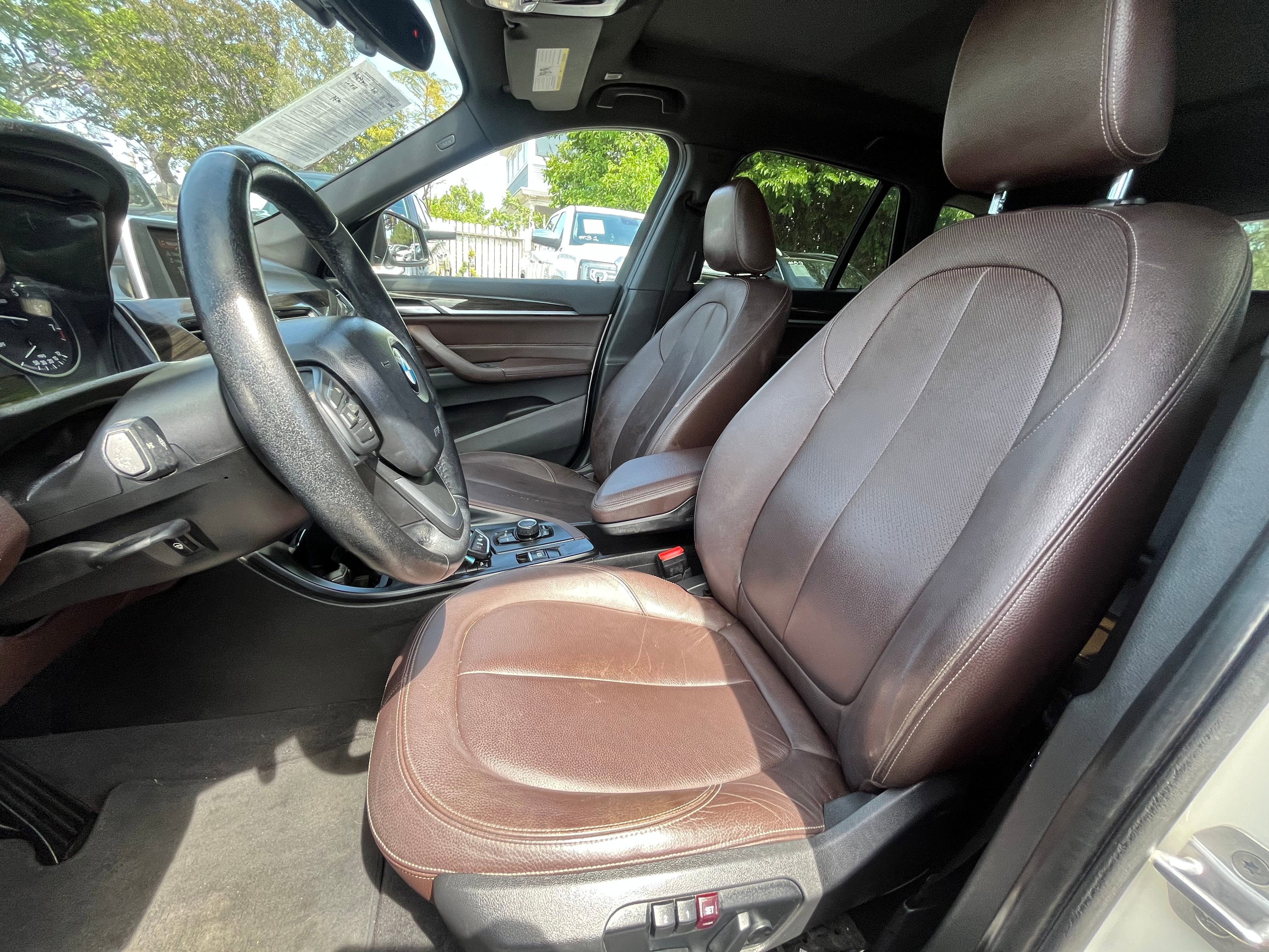 Vehicle image 42 of 74