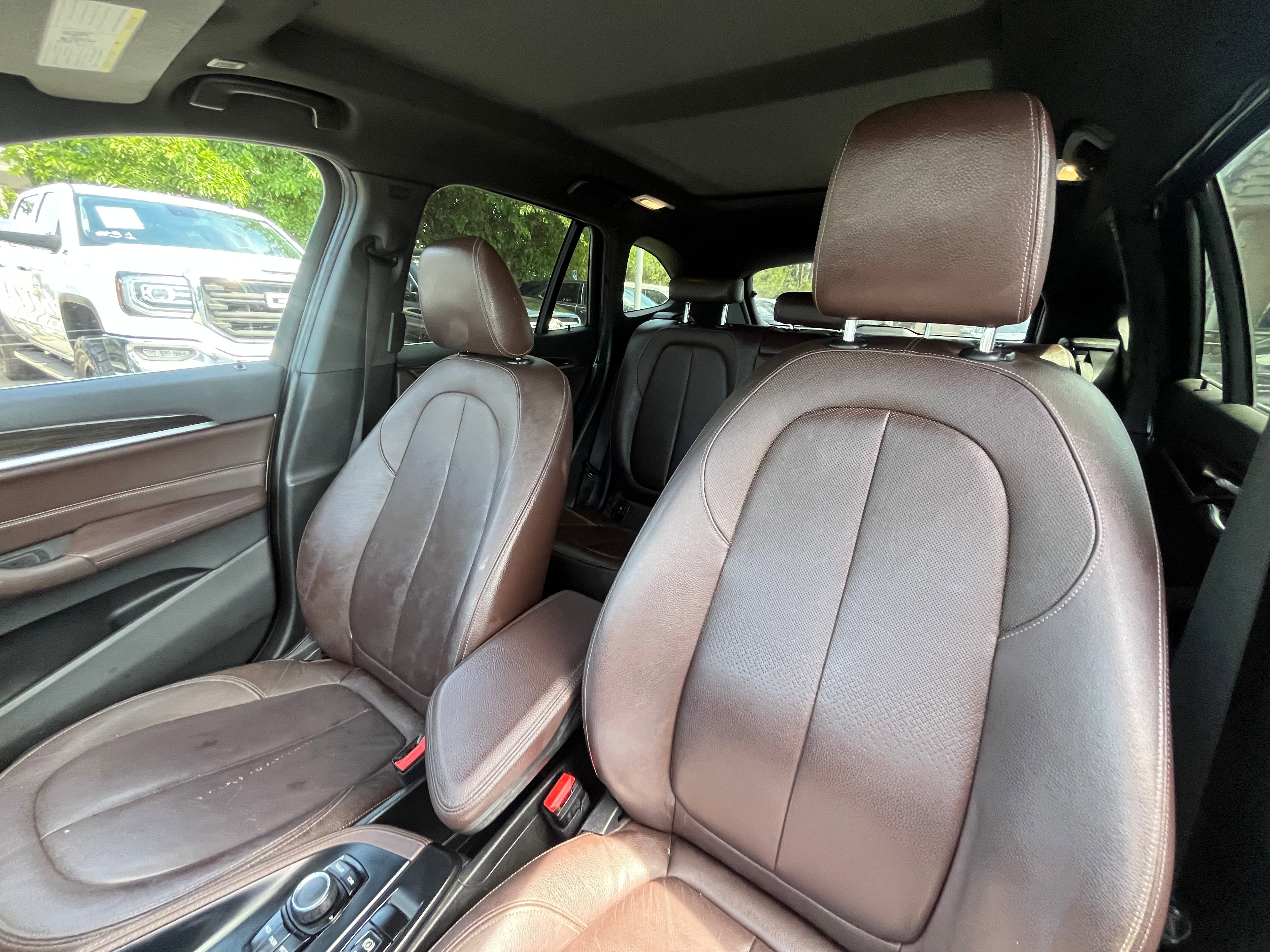 Vehicle image 41 of 74