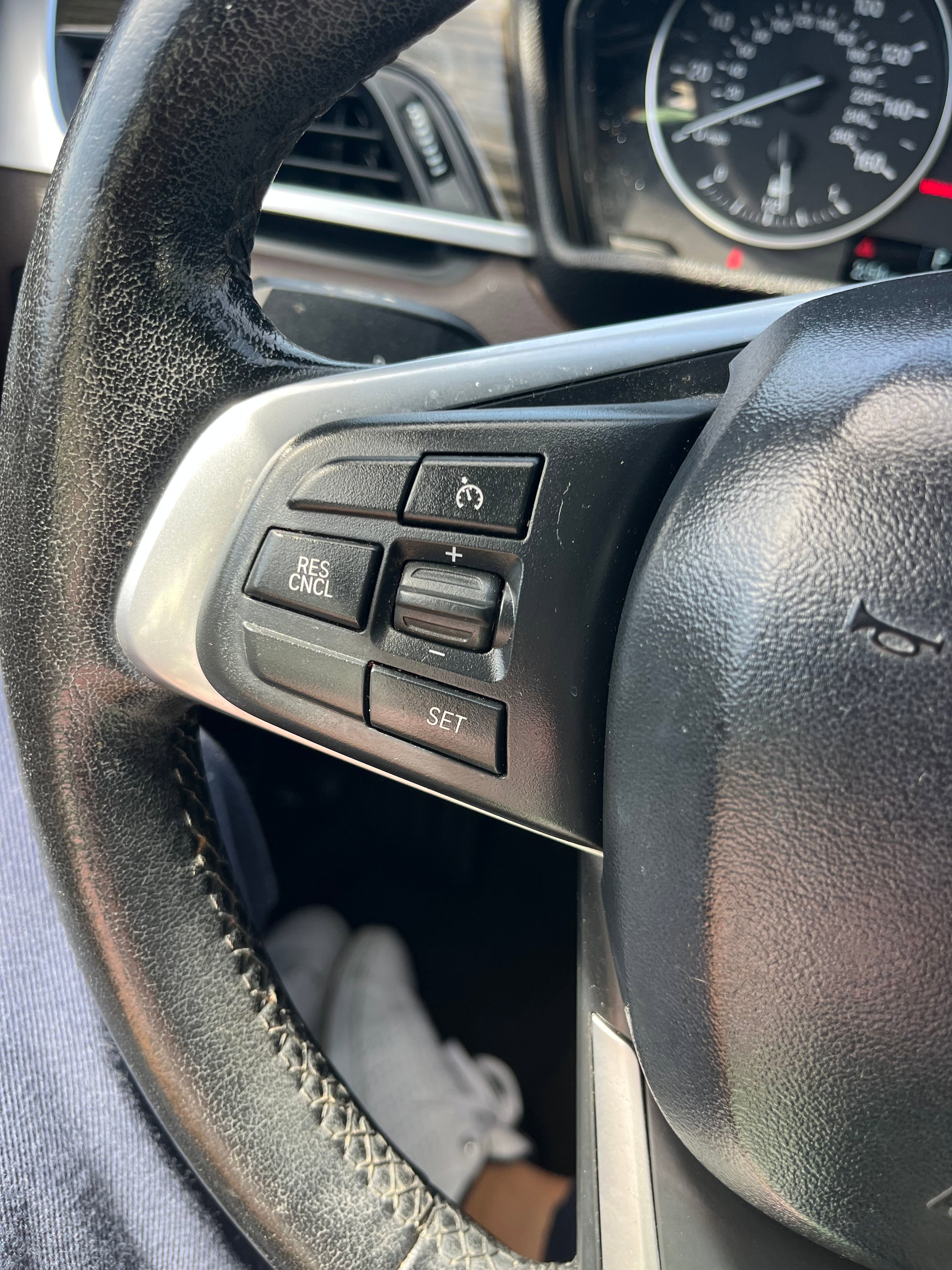 Vehicle image 48 of 74