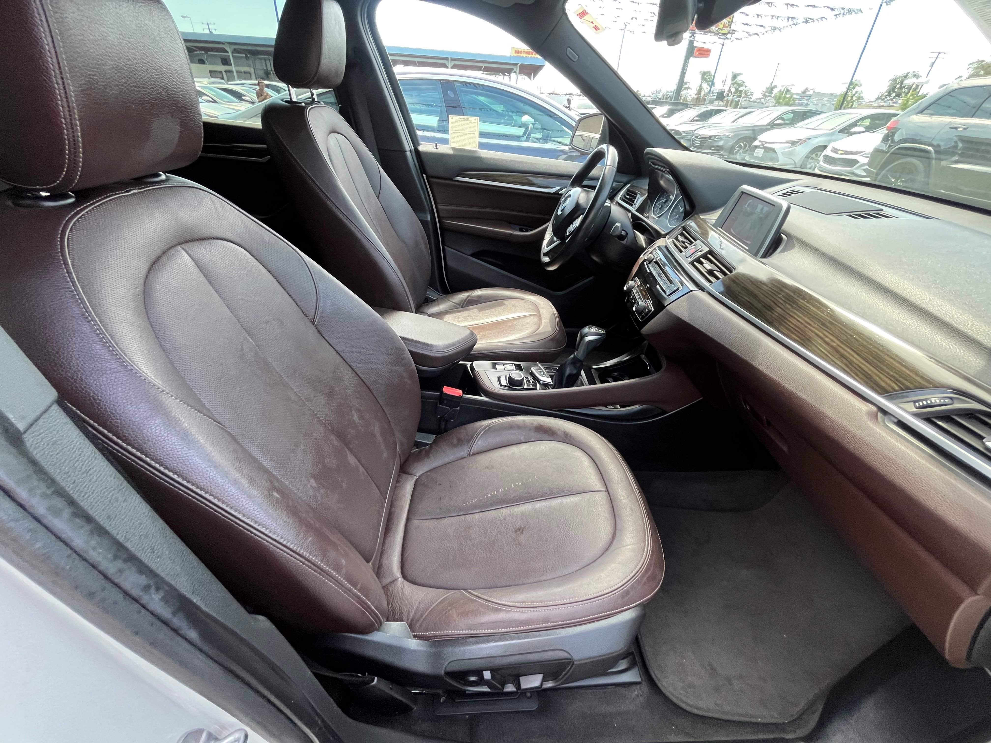 Vehicle image 57 of 74