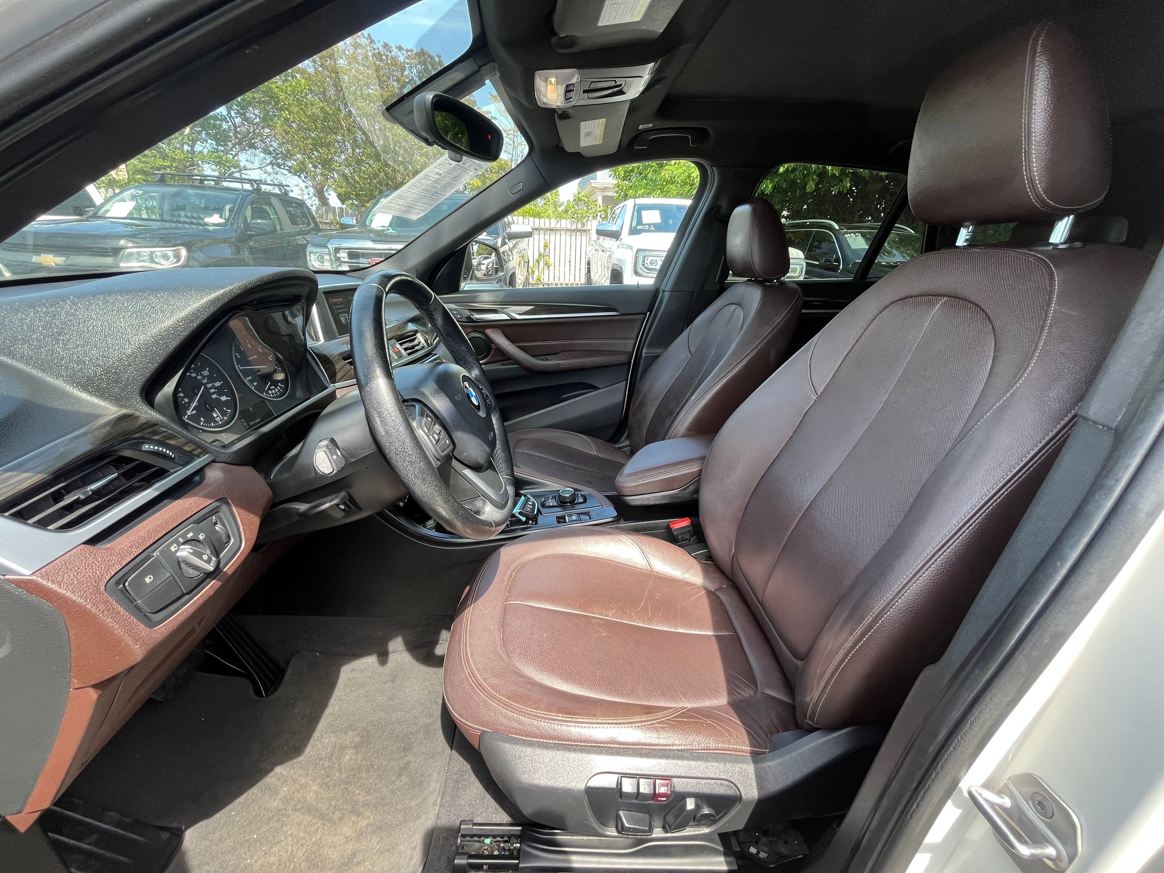 Vehicle image 38 of 74