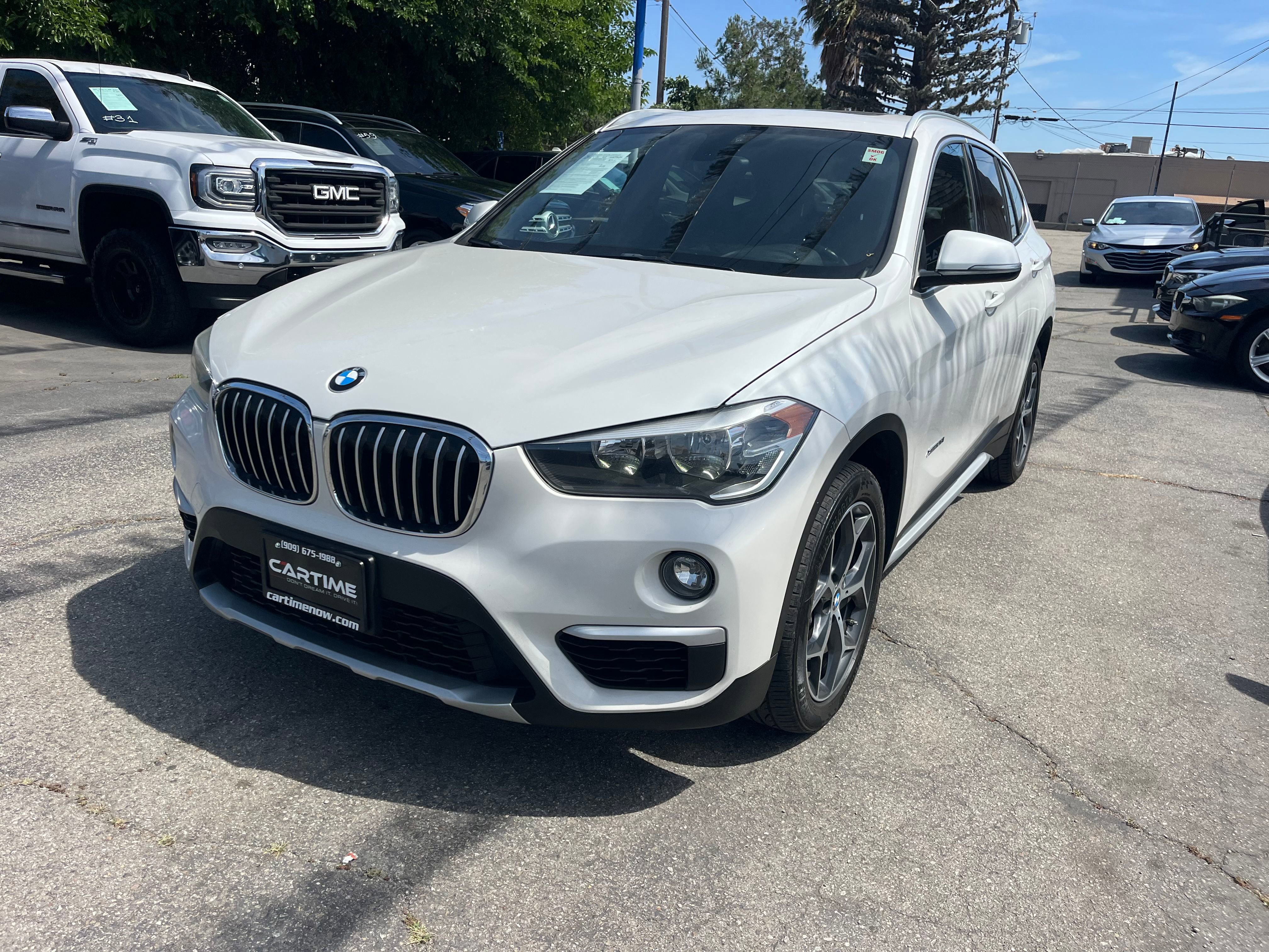 Vehicle image 6 of 74