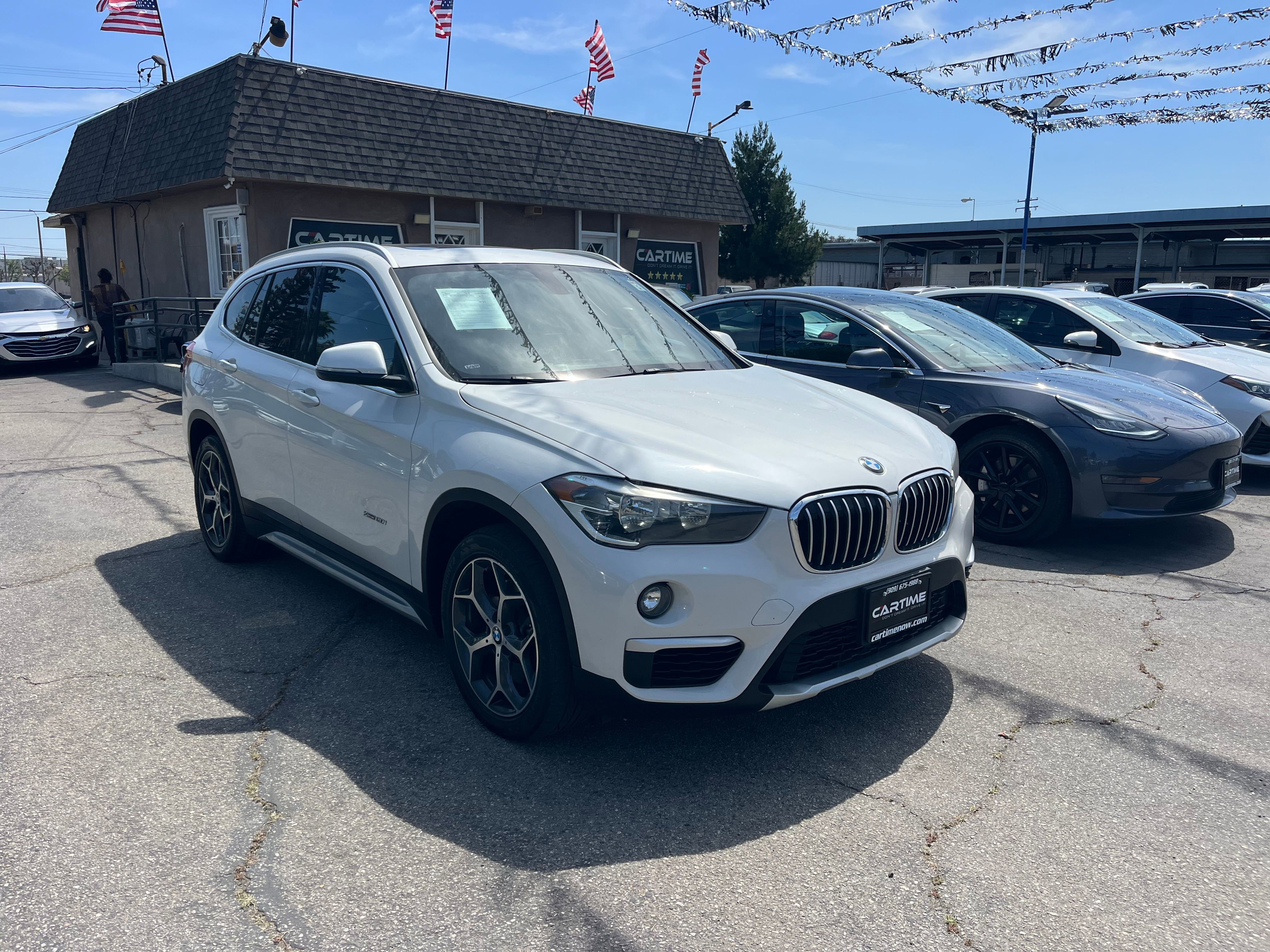 Vehicle image 12 of 74