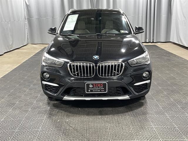 2018 BMW X1 xDrive28i Image 2 of 27