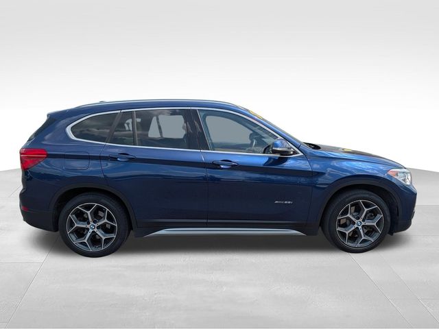 2018 BMW X1 xDrive28i Image 3 of 25