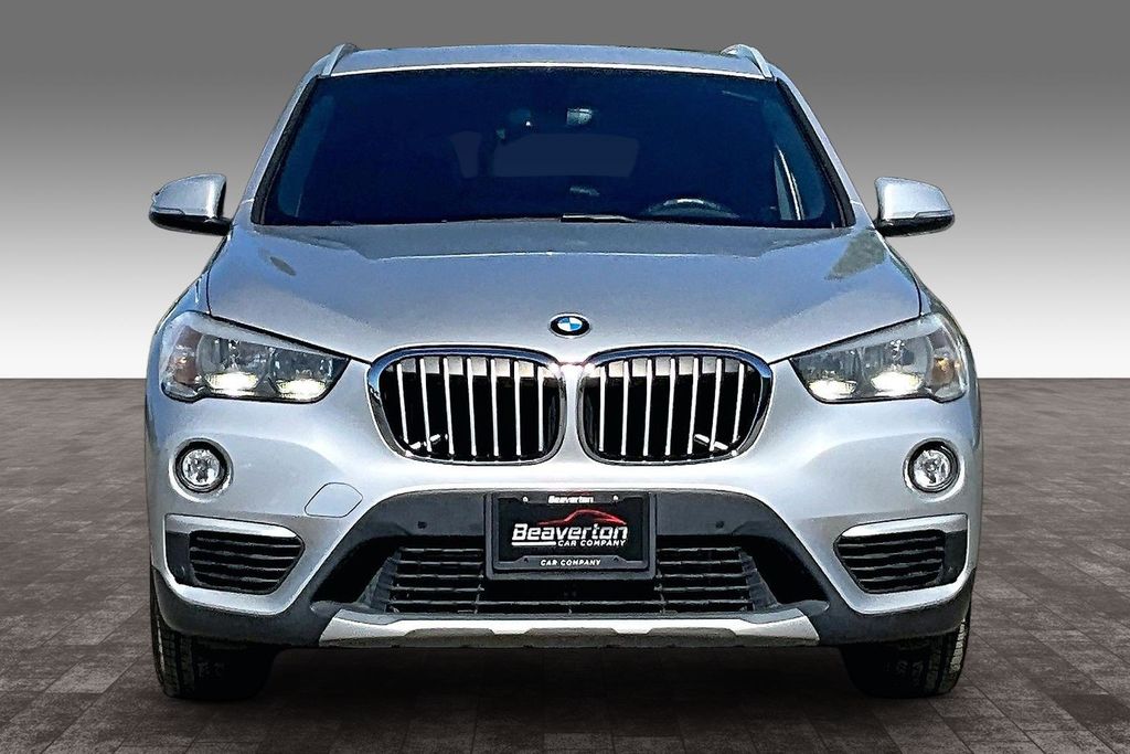 2018 BMW X1 xDrive28i Image 3 of 33