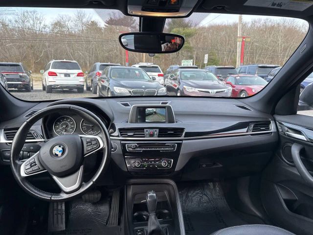 Vehicle image 13 of 30