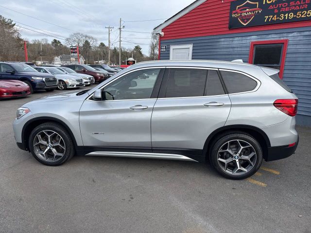 Vehicle image 8 of 30