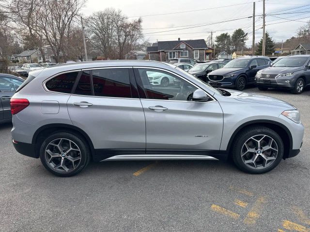 Vehicle image 4 of 30