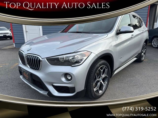 Vehicle image 24 of 30
