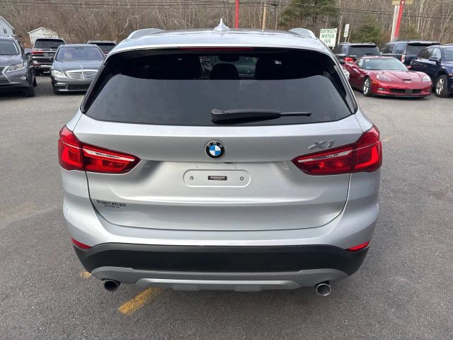 Vehicle image 6 of 30