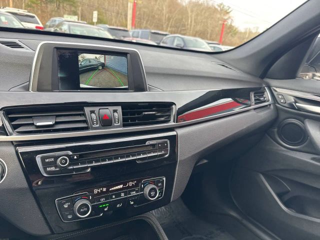 Vehicle image 23 of 30