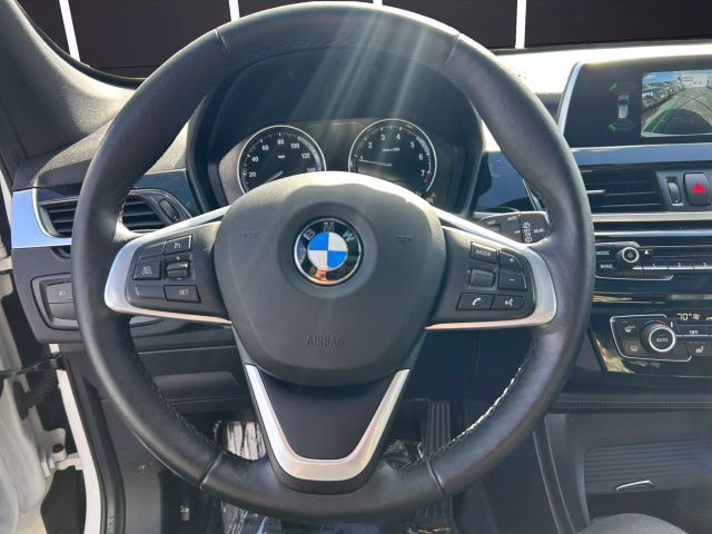 Vehicle image 13 of 30