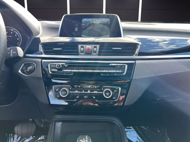 Vehicle image 16 of 30