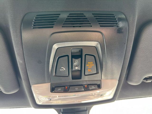 Vehicle image 24 of 30