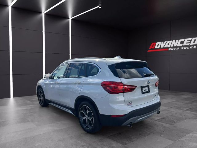 Vehicle image 7 of 30