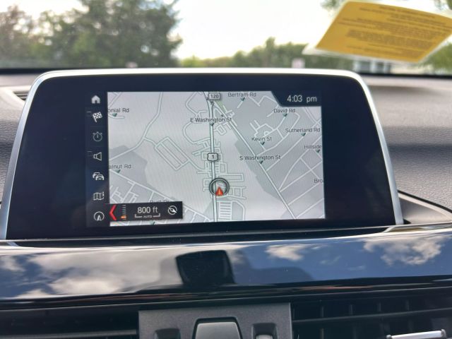 Vehicle image 23 of 30