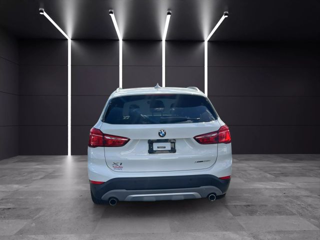 Vehicle image 6 of 30