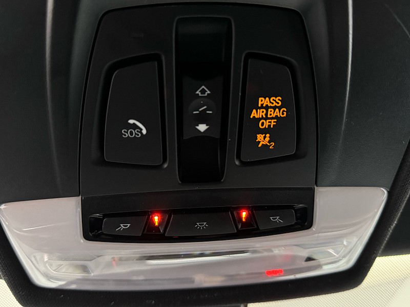 Vehicle image 31 of 40
