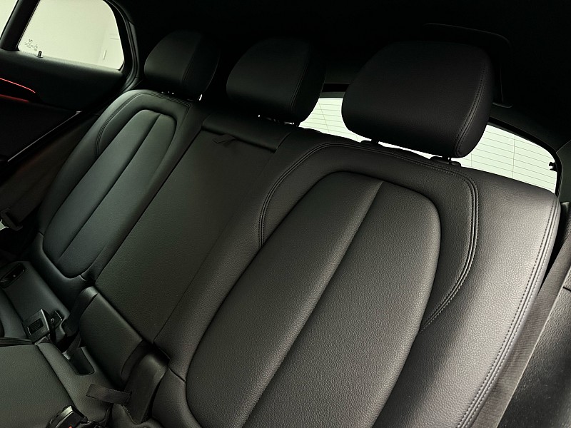 Vehicle image 16 of 40
