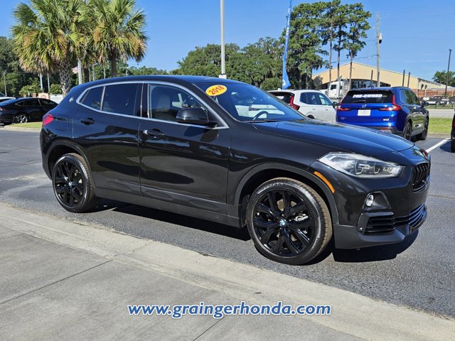 Vehicle image 3 of 23