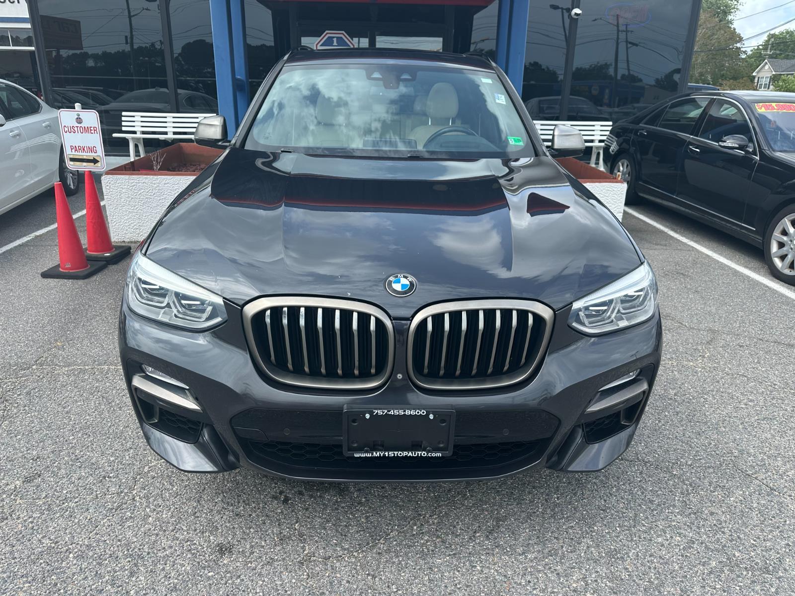 Vehicle image 3 of 39