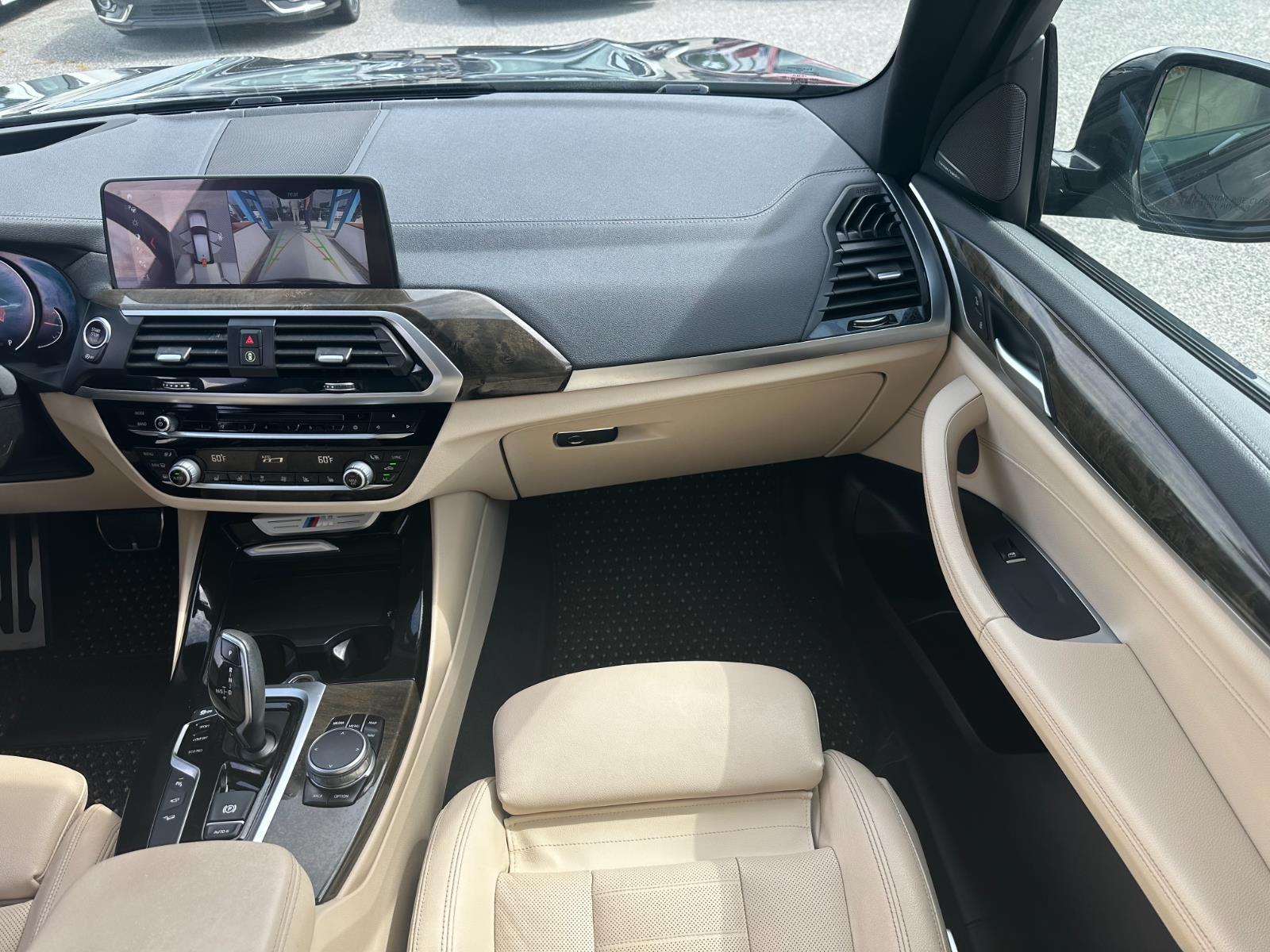 Vehicle image 26 of 39