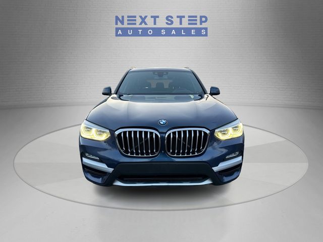 2018 BMW X3 xDrive30i Image 3 of 35