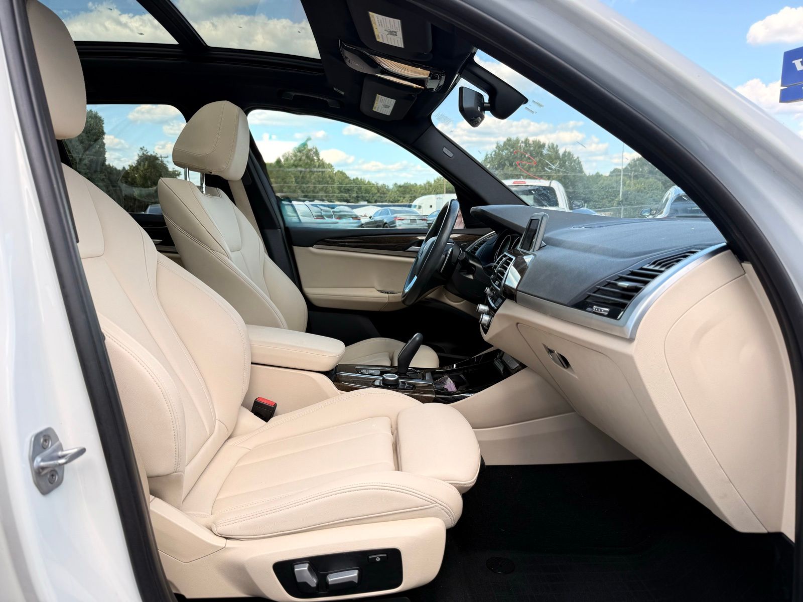 2018 BMW X3 xDrive30i Image 28 of 32