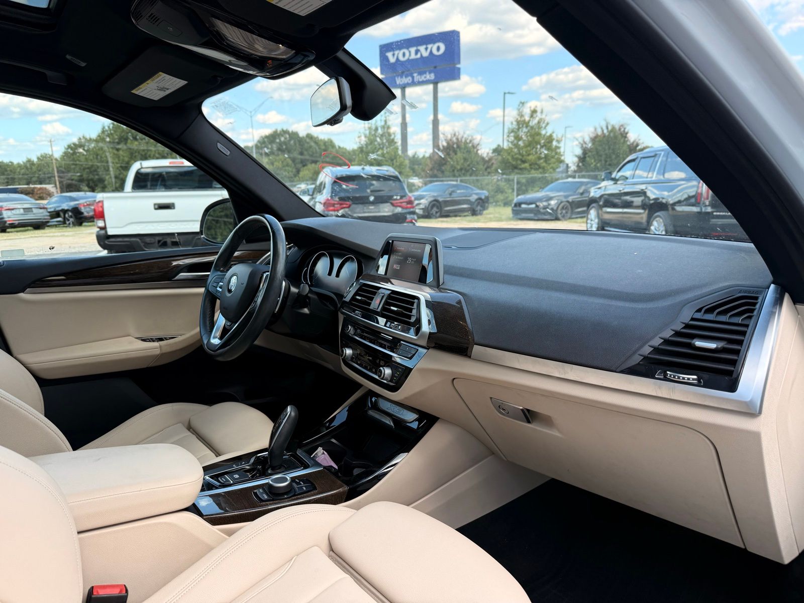 2018 BMW X3 xDrive30i Image 15 of 32