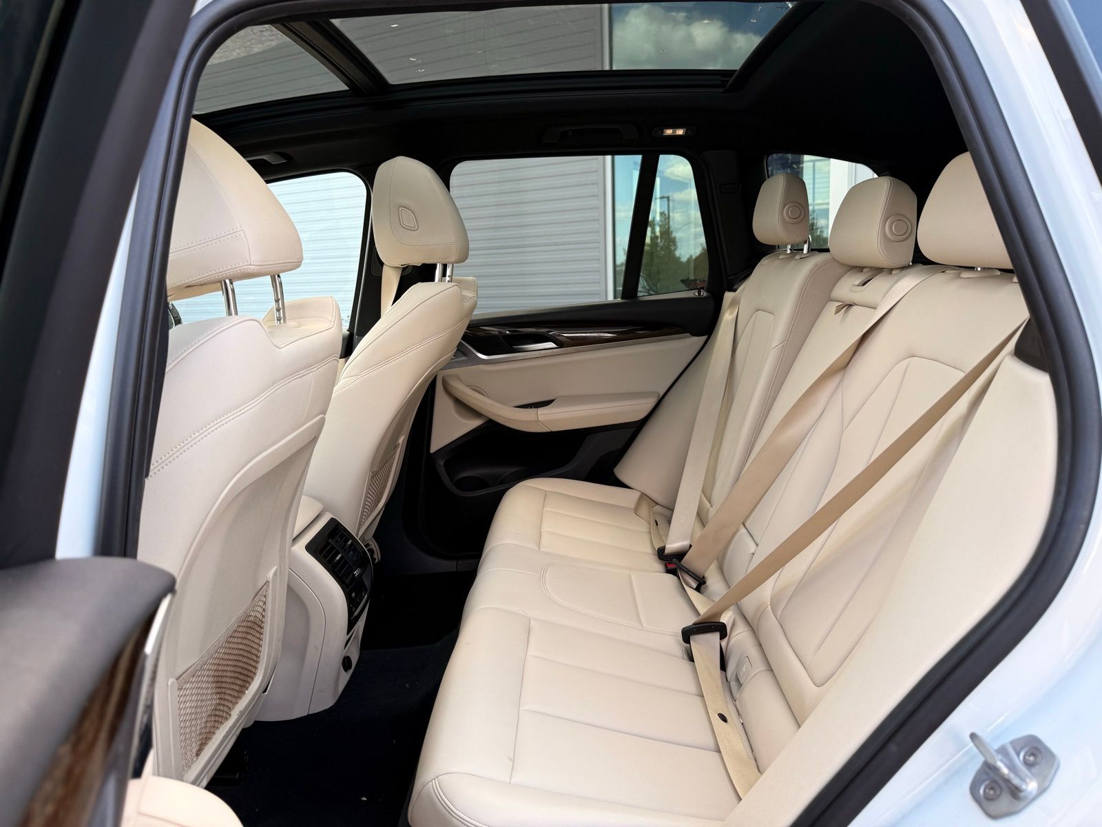 2018 BMW X3 xDrive30i Image 12 of 32